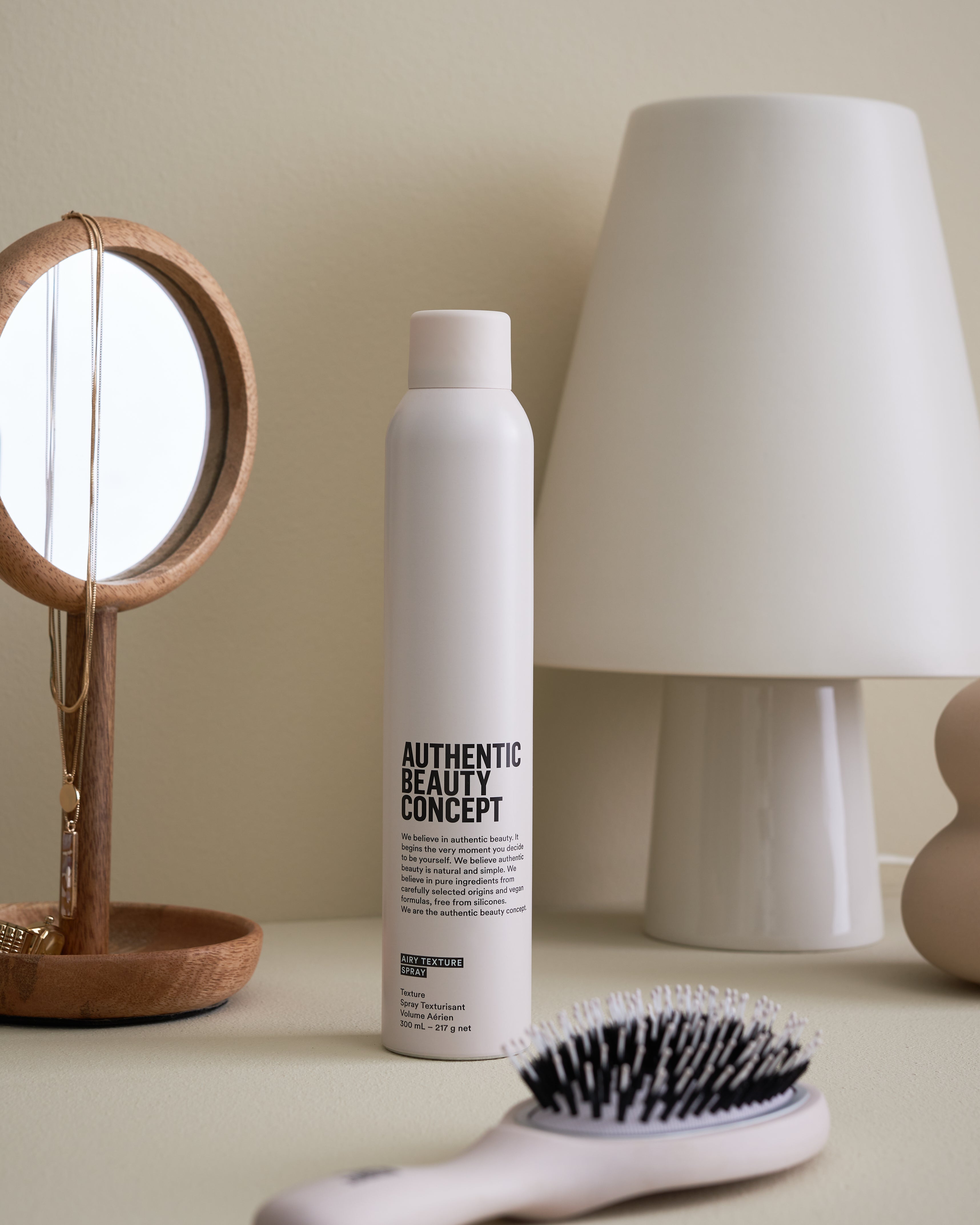 Les secrets du salon pour espacer vos lavages grâce au shampoing sec